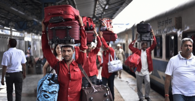 5 Reasons Why We Indians Cannot Travel Light Even For A Weekend Trip