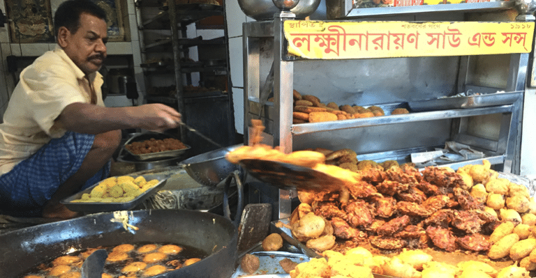 Why Kolkata’s History On Plate Will Leave You Hungry For More This Independence Day!