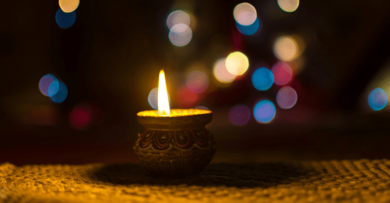 11 Unique Ways You Can Celebrate This Diwali And Bring In More Happiness To Life