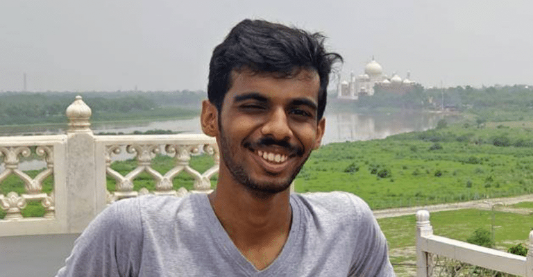 This 18-YO Boy Is Solving Global Blood Crisis By Starting Theme-Based Blood Donation Camps