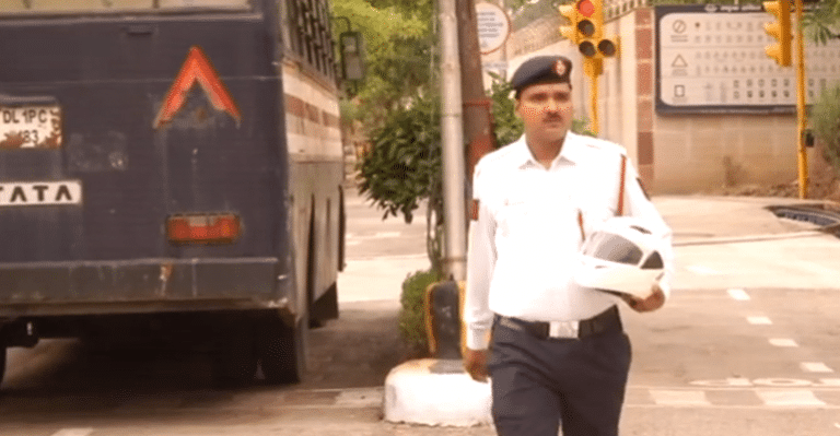 “Tera Time Aayega” – Delhi Cop’s Rap Song On Road Safety Is What You Need To Hear Today!