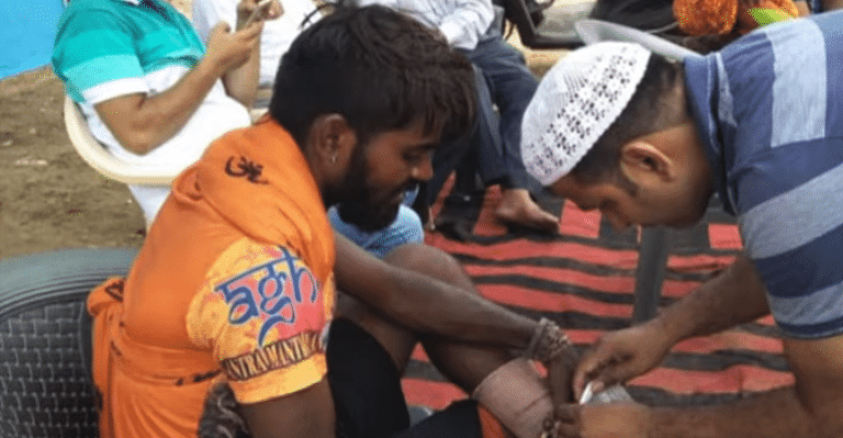 Muslims In Muzaffarnagar Step Up To Set Camps For Kanwariyas, Provide Medicine And Food