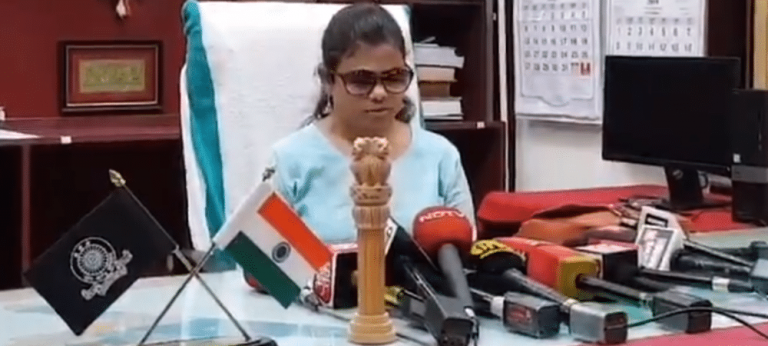 Lost Her Eyesight At 6, But Not Her Vision. Meet India’s First Visually Impaired Woman IAS Officer