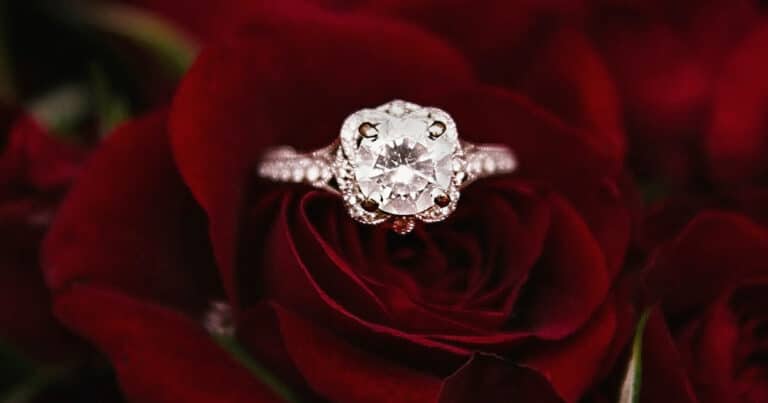9 Tips To Care Your Diamond Wedding Ring