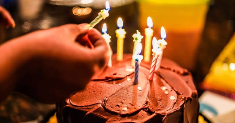 4 Ways To Surprise A Loved One On Their Birthday