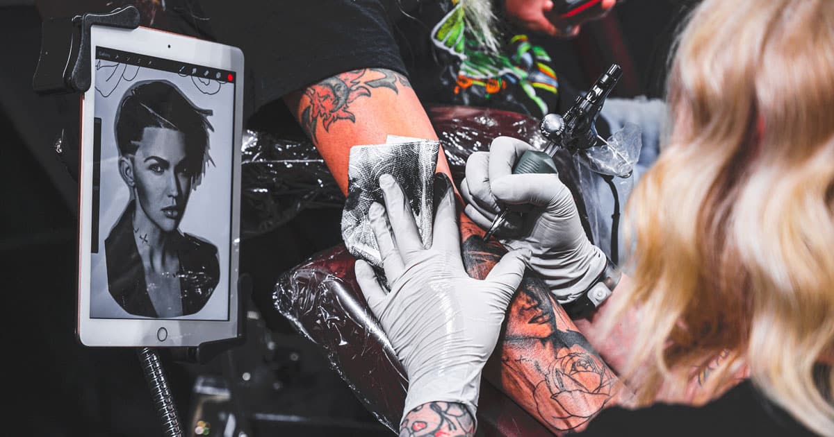 Side Effects Of Getting A Tattoo - Are You Aware Of These?