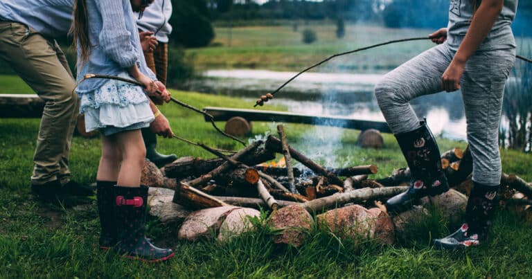 7 Family-Friendly Outdoor Activities to Try This Summer