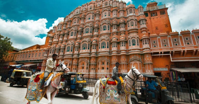 Why should you plan a visit to the city of Jaipur today itself?