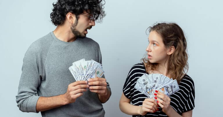 Do Women Have to Pay Alimony in Divorce