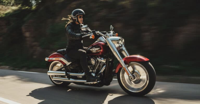 Riding in Style: 7 Must-Have Accessories for Long Motorcycle Journeys